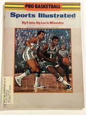1970 Sports Illustrated MILWAUKEE Bucks OSCAR ROBERTSON Big O NBA ABA Prev ALI
