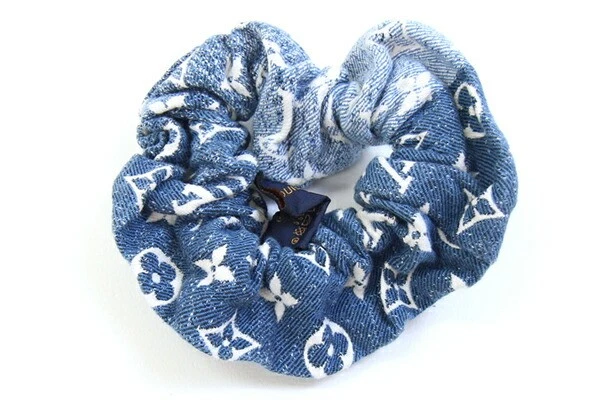 Louis Vuitton Scrunchie M77439 Azul 100% Algodón Usado Accesorio para el Cabello Clip para el Cabello Foto 2 de 4