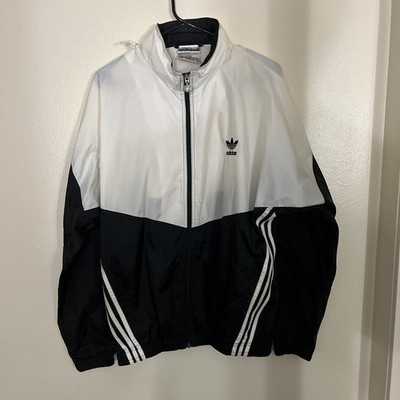 **VINTAGE ADIDAS 90S MEN'S LOGO NYLON TRACK JACKET WINDBREAKER SIZE MEDIUM**