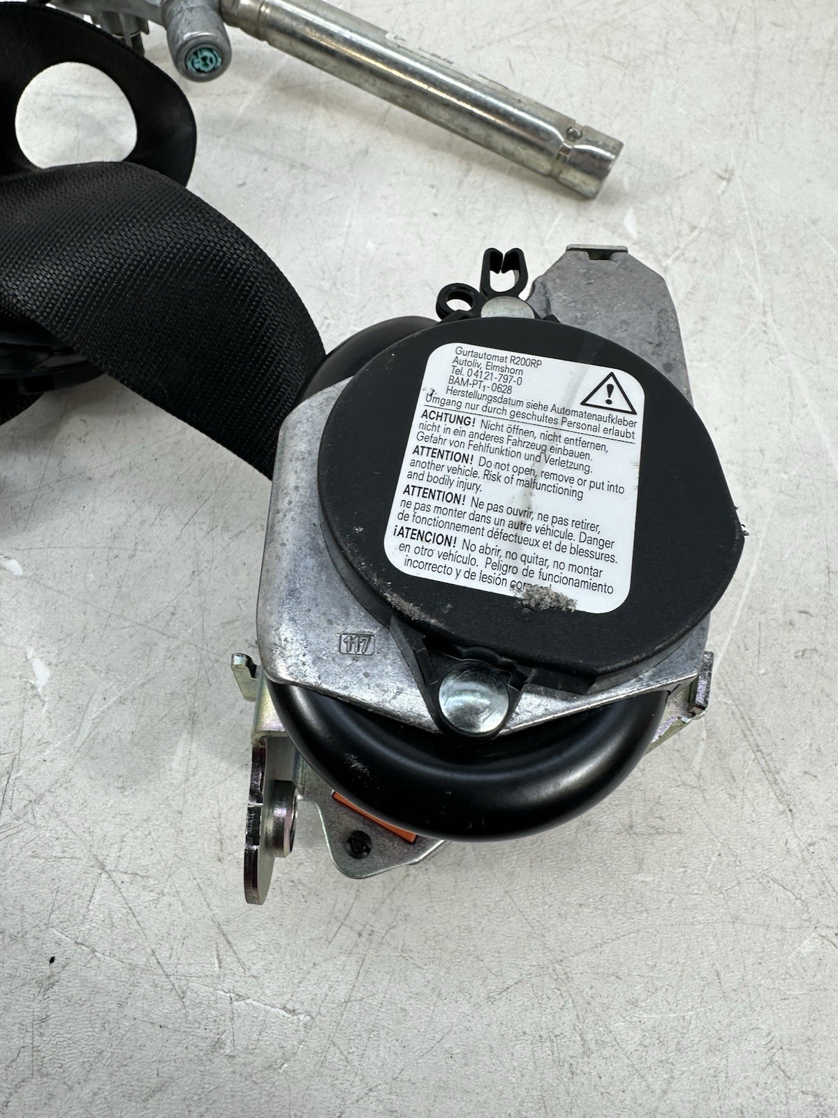 2014-2023 Maserati Ghibli Front Passenger Right Seat Belt Retractor Assembly OEM