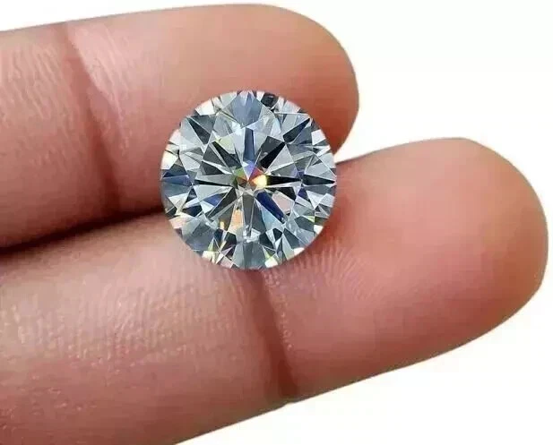 5.00 Ct Round Cut Lab Grown Loose CVD Diamond D Color VVS1 - VS2 IGI Certified - Image 2 of 4
