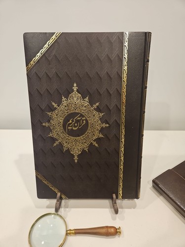 BEAUTIFUL LARGE VINTAGE Leather ISLAMIC ARABIC QURAN W LEATHER CASE!  EX COND!