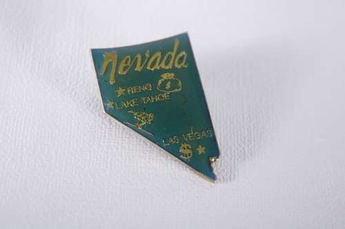 Lot Set of 2 Vintage Reno Nevada Lake Tahoe Las Vegas Playing Cards Lapel Pins - Picture 5 of 6