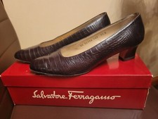 Vintage Salvatore Ferragamo Womens Shoes Size 7.5 B Leather Pumps Brown