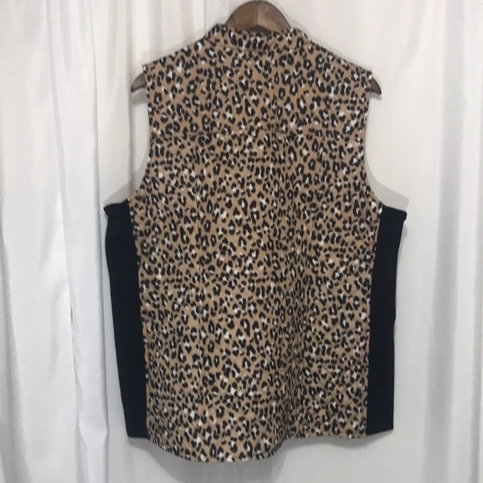 Plus Size Animal Print Women’s Kim Rogers Tan & Black Quilted Vest 1X - Image 2 of 4