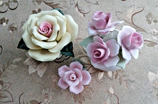 Radnor-Bone China-Blumen-Körbchen-Rosen-Blüten-aus feinen Porzellan