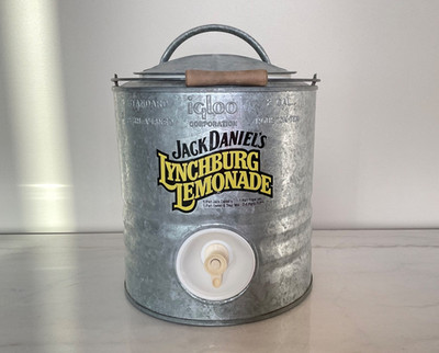 Rare Jack Daniels Lynchburg Lemonade 2 Gallon Igloo Party Cooler Dispenser