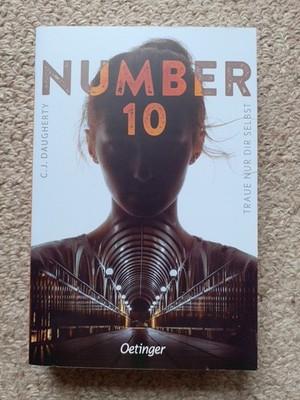 Number 10 - Traue Nur Dir Selbst (C. J. Daugherty) Taschenbuch