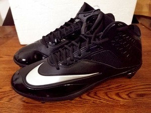 size 13 wide football cleats