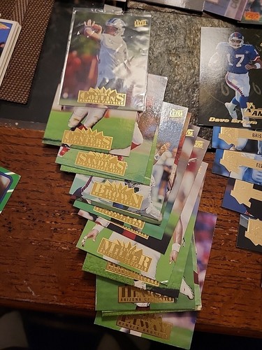 Huge Football Sports Cards Lot, More Just Added, 600 Count - Picture 3 of 24