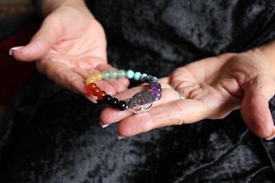  Edelstein Armband 7 Chakra mit Lebensbaum Amethyst, Sodalith,Türkis etc