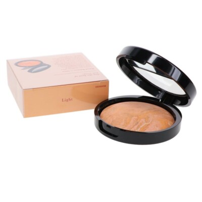 Laura Geller Baked Balance-N-Brighten Color Correcting Foundation 9g-LIGHT.NEW.