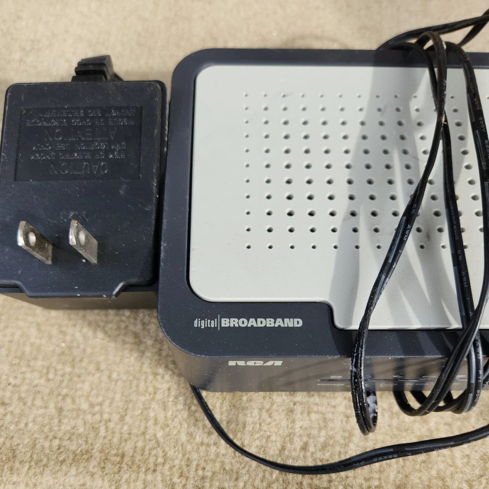 RCA DCM425 Digital Broadband Cable Modem with power cord - Image 2 of 4