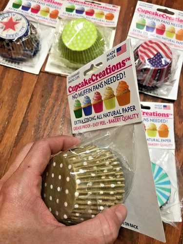 32 ct Cupcake Creations Baking Cups Liners Holder NO Muffin Pan Needed - Picture 5 of 9