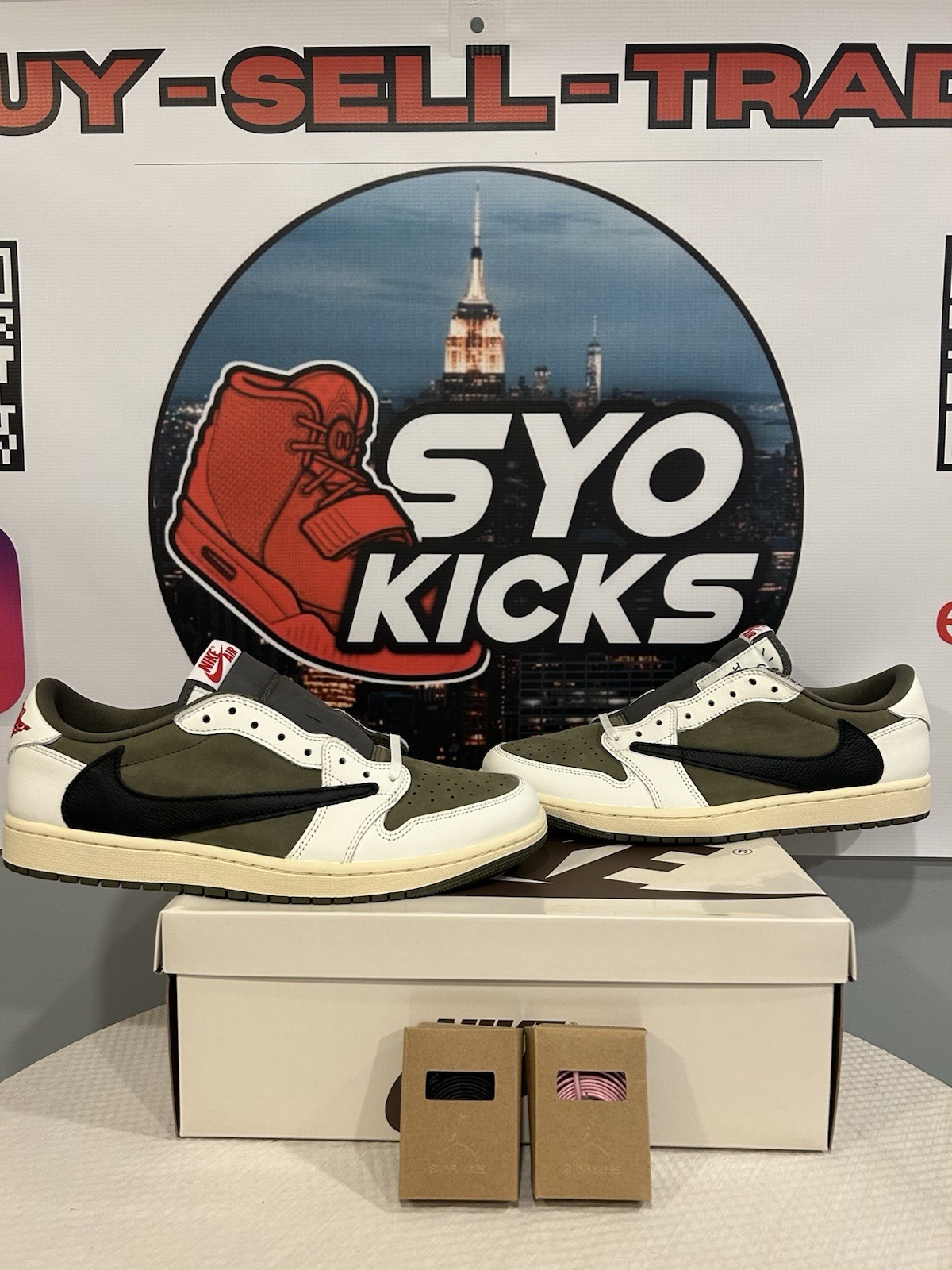 Size 11.5 - Travis Scott x Air Jordan 1 Retro OG SP Low Reverse Olive /...