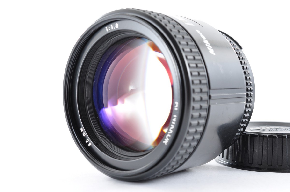 Nikon AF Nikkor 85mm F/1.8 Portrait Lens From JAPAN [Near Mint