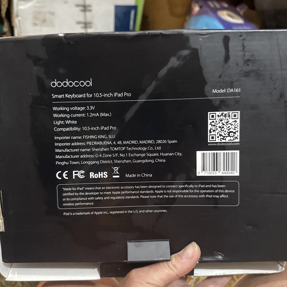  Smart Keyboard Case for iPad Air 3rd Gen 10.5" 2019 & iPad Pro 10.5" 2017 - Image 3 of 4