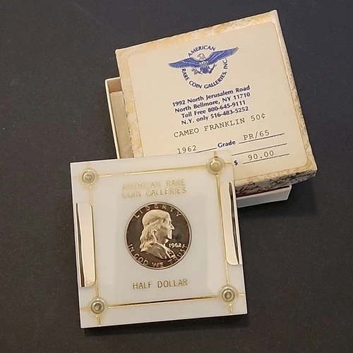 1962 Proof Cameo Franklin 50 Cent Half Dollar in VTG Capital Plastics Slab (2)