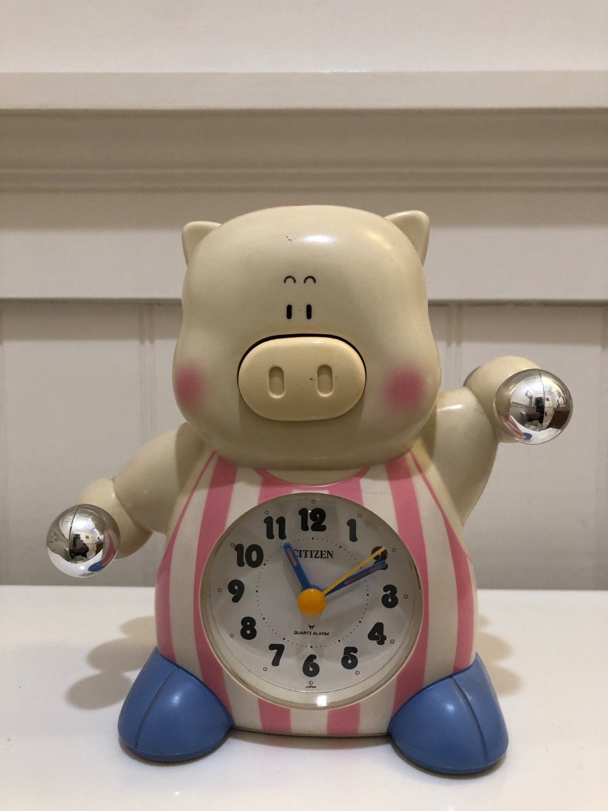 Rhythm Workout Pig Novelty Clock Keeps Time Alarm Tested & Working