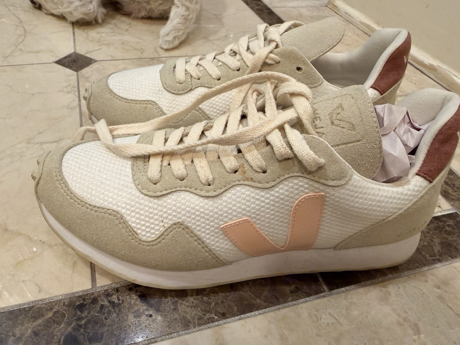 Mujer Veja SDU Alveomesh Zapatillas en Color Plato Natural Talla 11