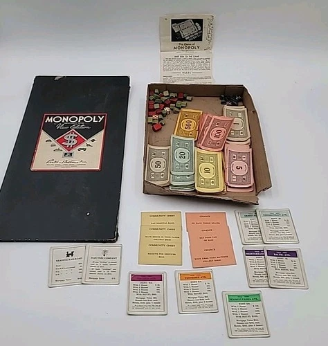 Vintage 1935 Monopoly Board And Some Pieces Parker Brothers NOT COMPLETE