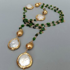 Collar Largo Perla Moneda Blanca Cultivada Diópsido Verde Natural 41"