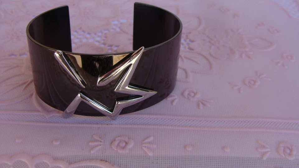 Bracelet Thierry Mugler vintage THIERRY MUGLER star bracelet design Mugler - Photo 1/4