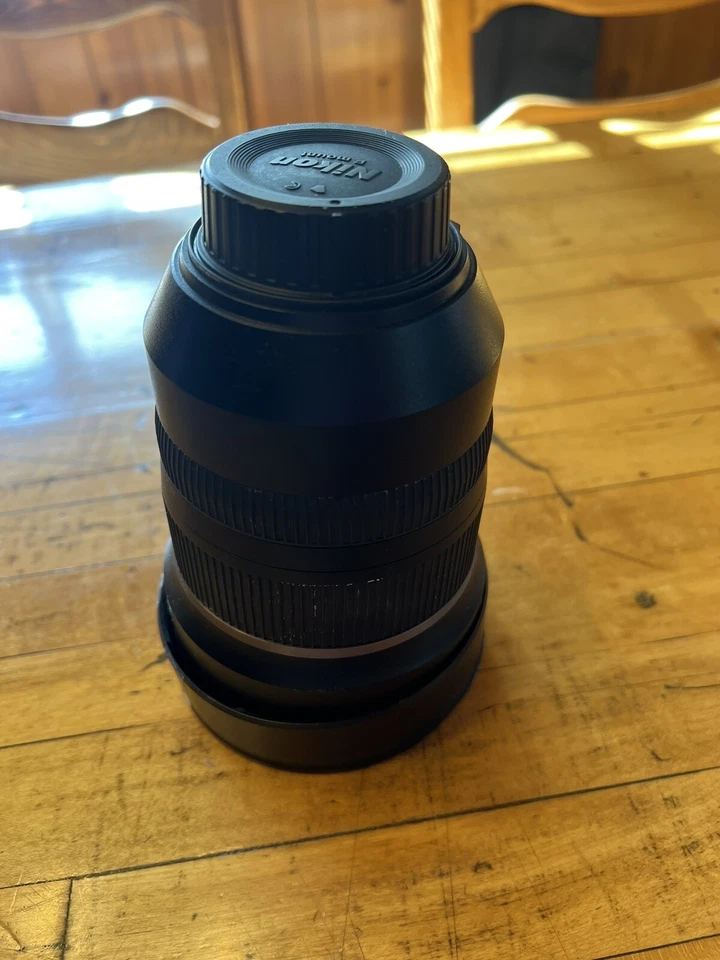 Lente Tamron 15-30 mm f2,8 Di VC USD A012 SP para Nikon Foto 4 de 4