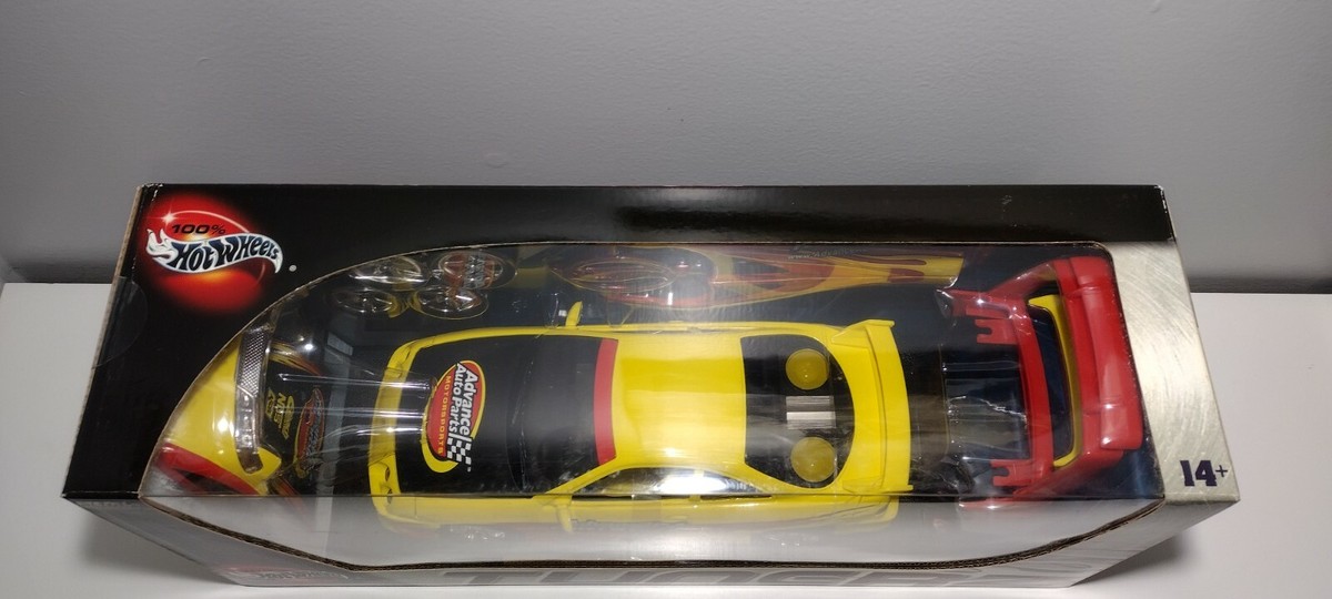 Rare Hot Wheels Tunerz Advance Auto Acura Integra, 1:18