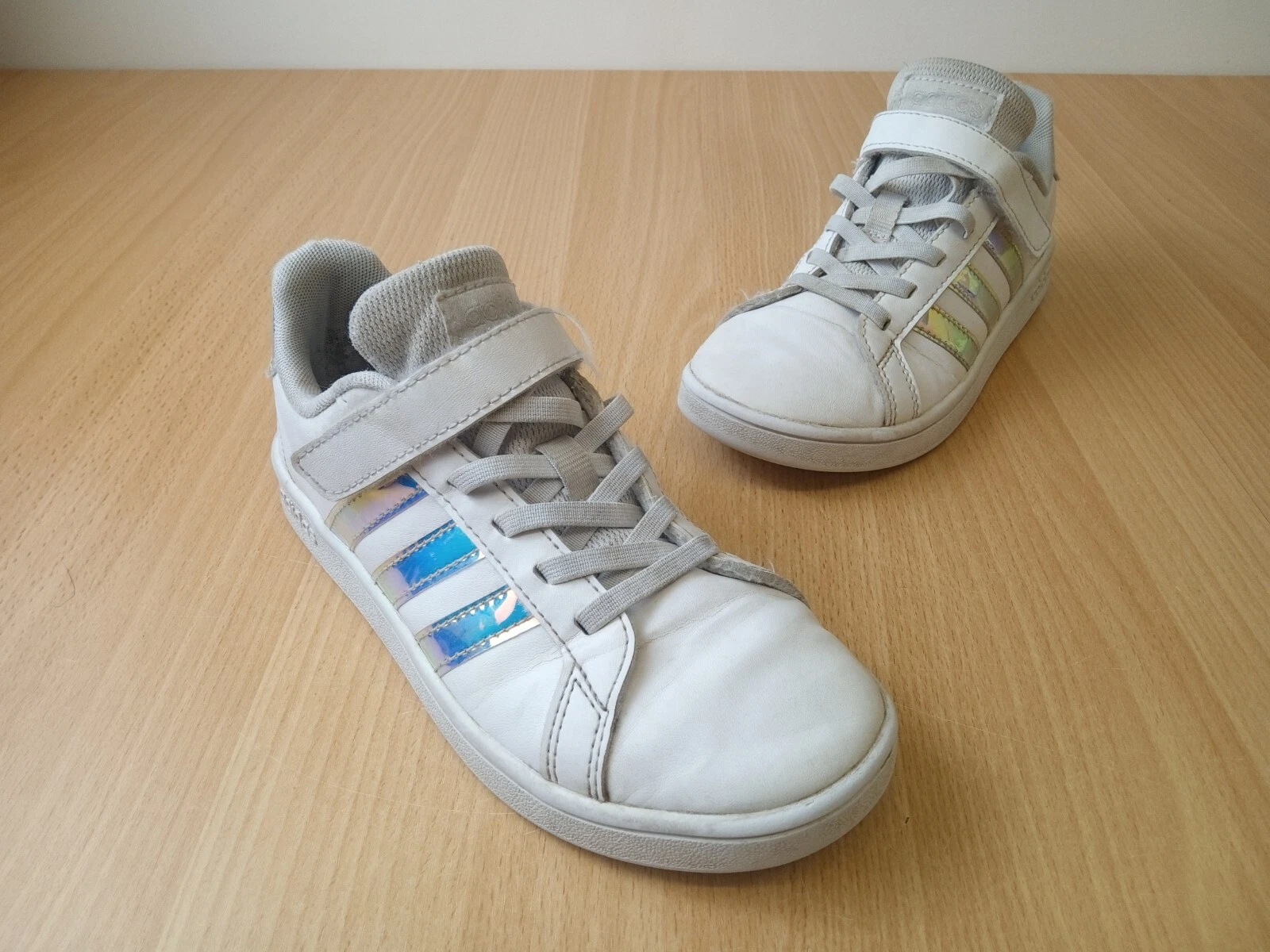 Scarpe da ginnastica Adidas GRAND COURT per bambini taglia 1