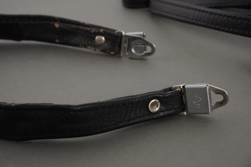 Hasselblad narrow leather straps lot of two - neck and wrist - Image 2 of 4