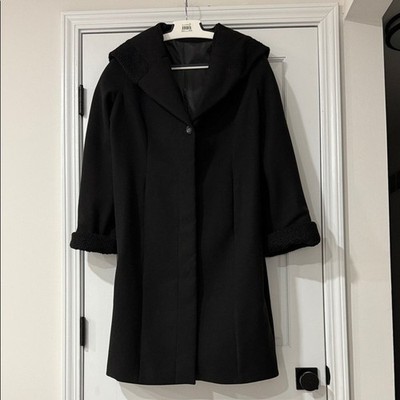 Elegant Black Women's Coat in size 46/XL