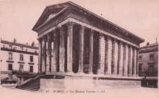 30 NIMES LA MAISON CARREE