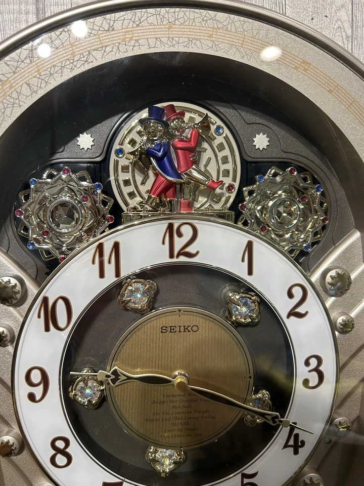 2007 Seiko Melodies in Motion Collector's Edition Swarovski Crystal Clock Tested - Image 4 of 4