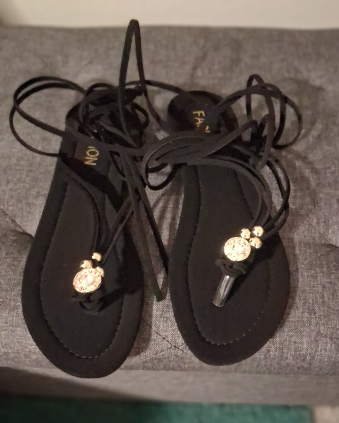 Fashion Nova Black Beaded Tie Up Straps Flat Sandals Women Casual Size 39
