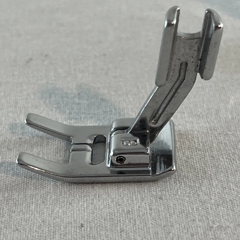 Sears Sewing Machine parts Zig Zap Stitch Presser High Shank Zipper Foot Satin - Image 3 of 4