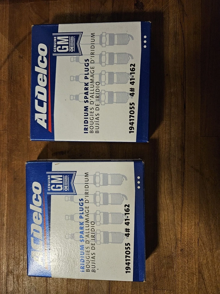 Chevy Silverado 1500 2010 enchufes y cables nuevos. AC Delco, caja nunca abierta, recibo Foto 2 de 4