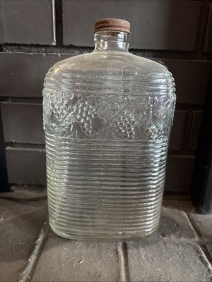 Vintage Glass Grapevine Embossed Wine Bottle Jar 1/2 Half Gallon Screw Lid GUC