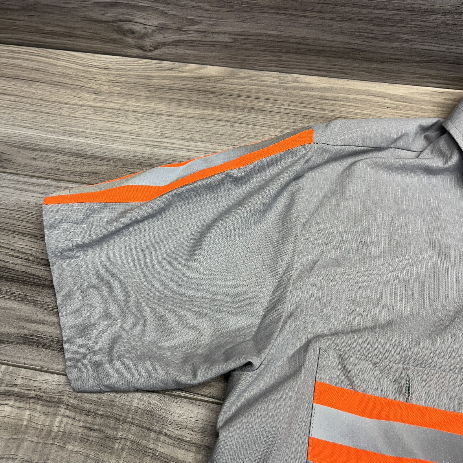 Official Universal Studios Park Services Night Em… - image 6