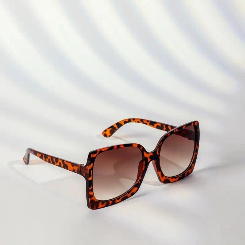 Fashion Women Retro Cateye Oversized Sunglasses UV Protection Everyday Wear Gift - Image 4 of 4