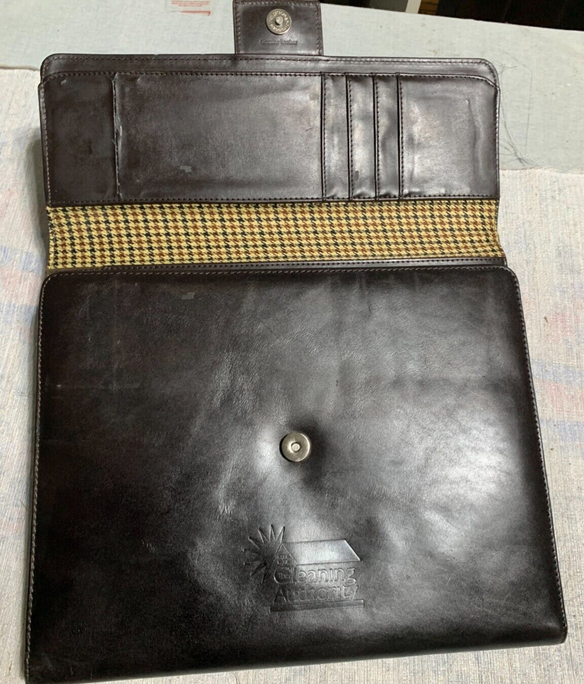 Cutter & Buck Classic Trifold Padfolio / Brown Leather INSTITUTO