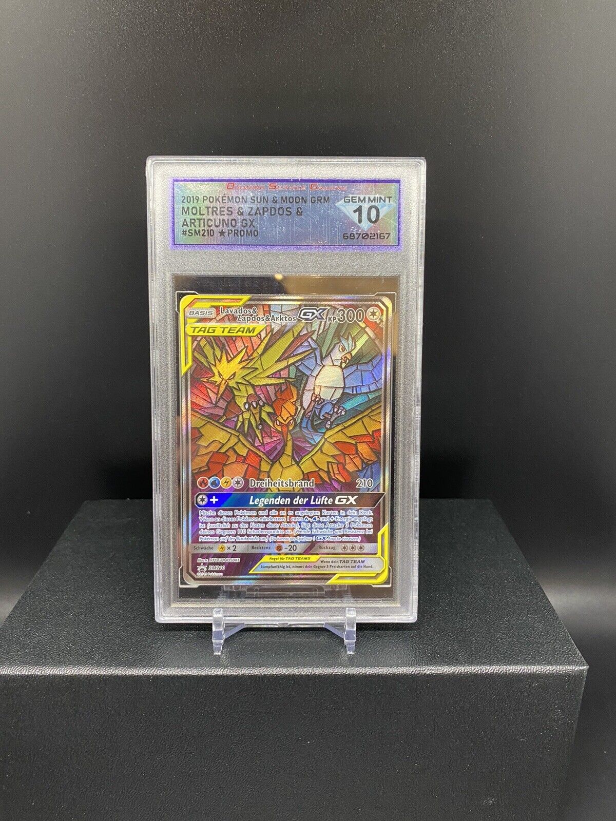 DSG/PSA 10 Hidden Fates #SM210 MOLTRES & ZAPDOS & ARTICUNO Promo Pokémon German