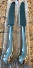 CAPELLO Oneida Stainless 2 Dinner Knives Unused Community USA Glossy Flatware