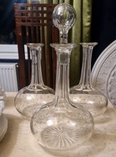 3er Set antike viktorianische gravierte Kugel Glaskaraffen Stern geschliffenes Glas