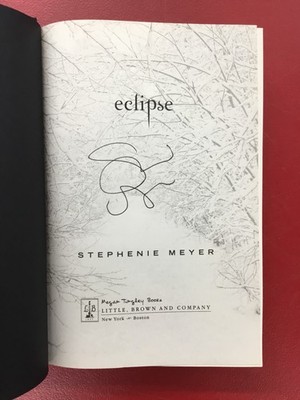 Eclipse 6x9 Book SIGNED by Stephenie Meyer 1st Ed. Hardcover Twilight Saga