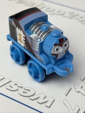 THOMAS FRIENDS Minis Train Engines 2015 WARRIOR Thomas - NEW Weighted