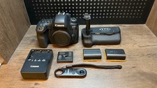 Canon EOS 6D Mark II 26,2 MP DSLR Camera - LOT OF EXTRAS. SEE DESCRIPTION.