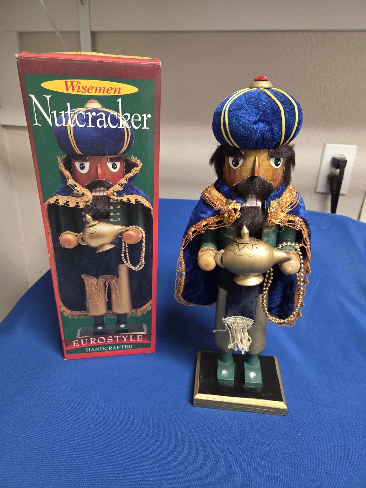 Vintage The Nutcracker Suite Hand Painted Wooden Wisemen Blue Nutcracker
Opens in a new window or ta
