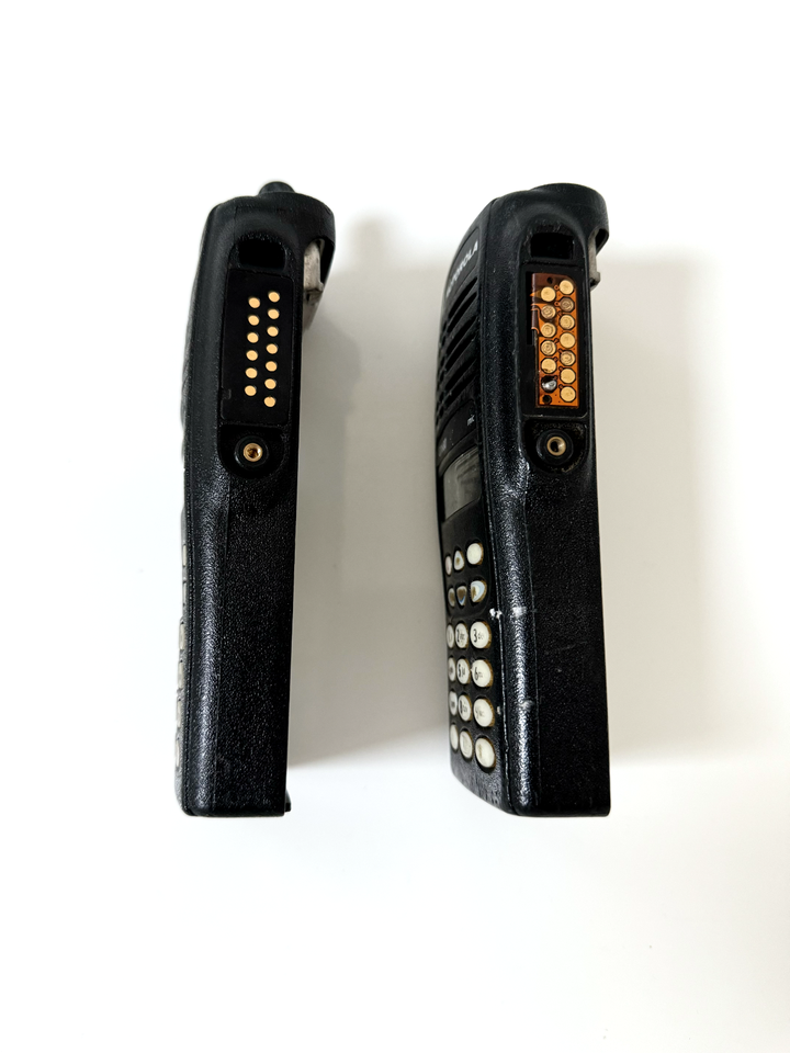 Motorola GP380 GP680 UHF TwoWay Radios eBay