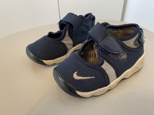 nike air rifts infant